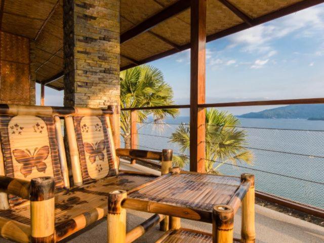 Villa De Pico Highland Beach Resort Puerto Galera Exteriér fotografie